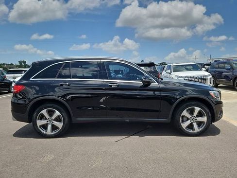 Used 2018 Mercedes-Benz GLC 300 image 4
