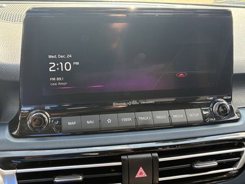 Used 2023 Kia Seltos S w/ Navigation Package image 8