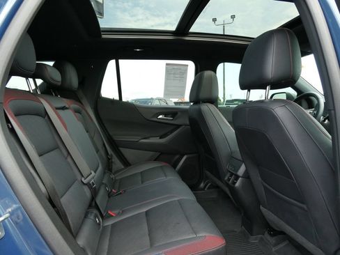 Certified 2025 Chevrolet Equinox RS w/ Safety and Technology Package AWD/4WD image 17
