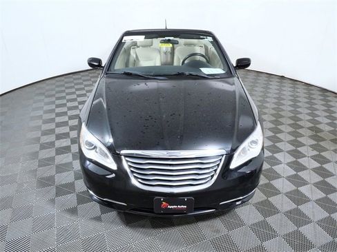 Used 2013 Chrysler 200 Touring image 3