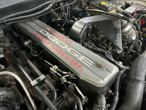 Used 1997 Dodge Ram 2500 Truck 4x4 Regular Cab image 10