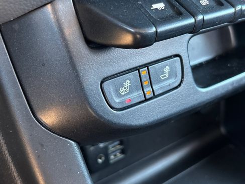 Used 2019 Chevrolet Colorado Z71 image 10