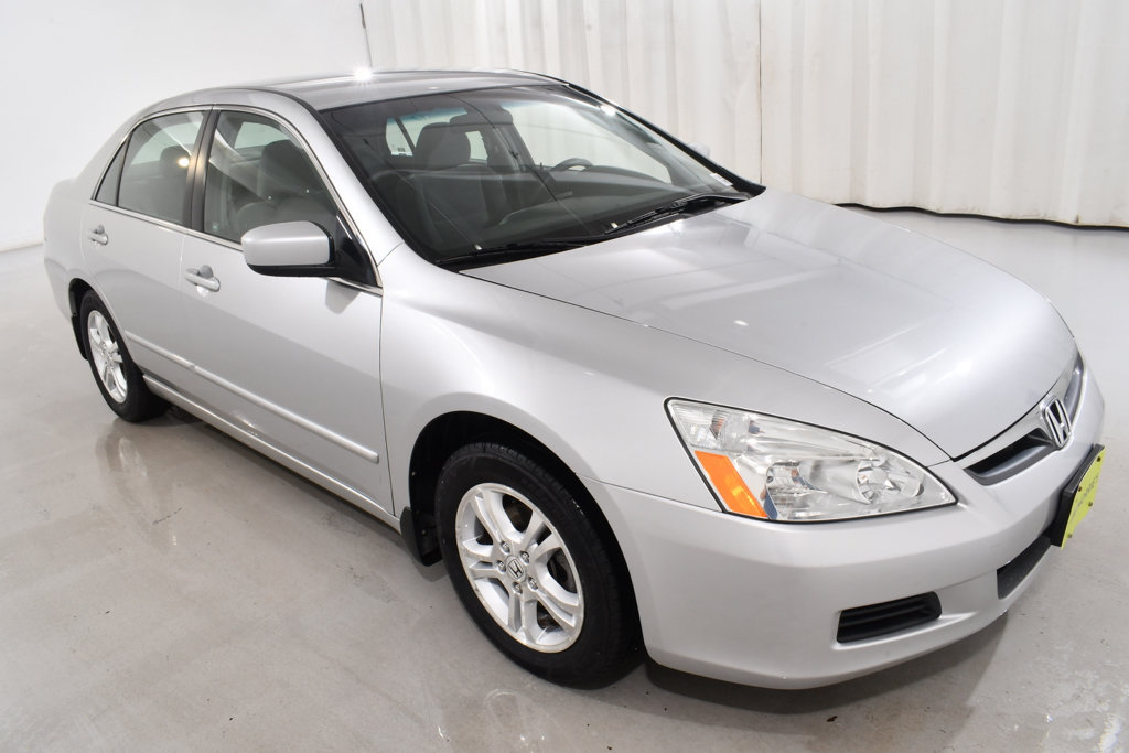 Used 2007 Honda Accord SE image 5