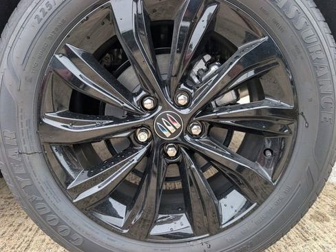 New 2026 Buick Envista Sport Touring w/ Convenience I Package FWD image 7