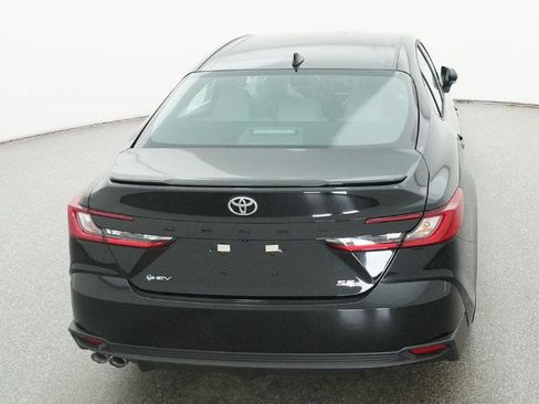 New 2026 Toyota Camry SE FWD image 10
