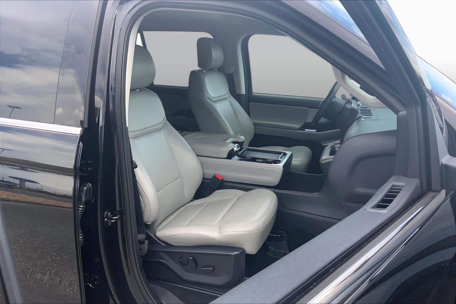 Certified 2026 Ford Expedition Active RWD image 8