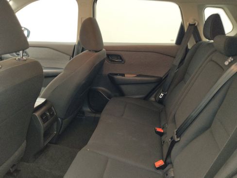 Used 2023 Nissan Rogue S FWD image 18