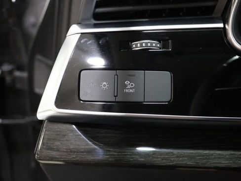 Used 2024 Audi Q7 3.0T Premium Plus AWD/4WD image 19