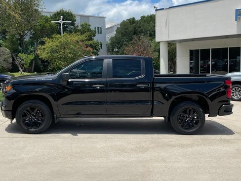 Certified 2023 Chevrolet Silverado 1500 Custom RWD image 3