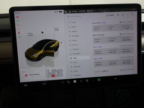 Used 2023 Tesla Model 3 Standard Range image 43