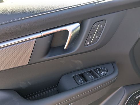 New 2026 Buick Enclave Sport Touring w/ Power Package image 12