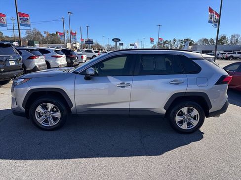 Used 2023 Toyota RAV4 XLE image 6