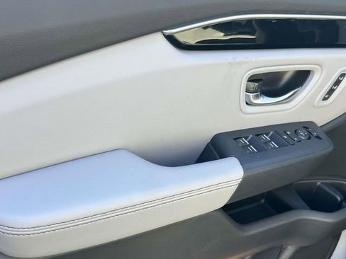 New 2025 Honda Pilot EX-L image 16