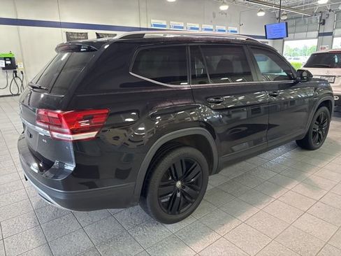 Used 2019 Volkswagen Atlas SE w/ Panoramic Sunroof Package image 5