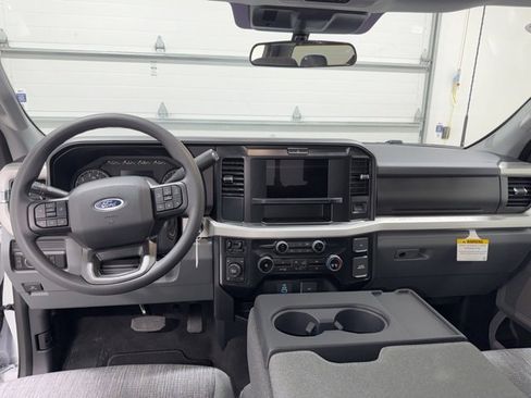 New 2026 Ford F350 XLT w/ FX4 Off-Road Package image 9