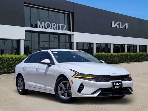 Used 2022 Kia K5 LXS FWD image 1