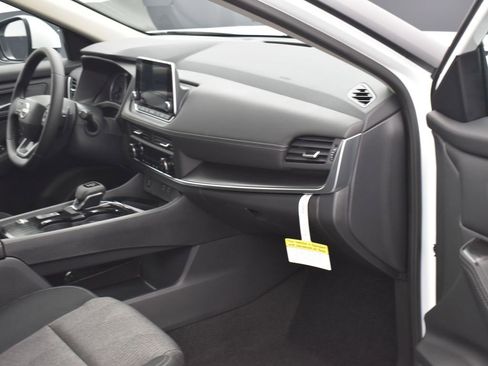 New 2026 Nissan Rogue SV w/ Cold Weather Package image 6