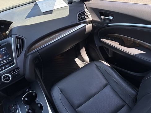 Used 2019 Acura MDX FWD w/ Technology Package image 19