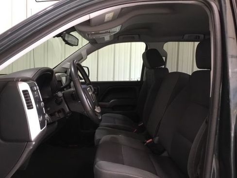 Used 2017 GMC Sierra 1500 SLE w/ SLE Value Package AWD/4WD image 25