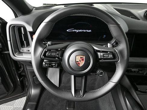 Used 2026 Porsche Cayenne Coupe AWD/4WD image 9