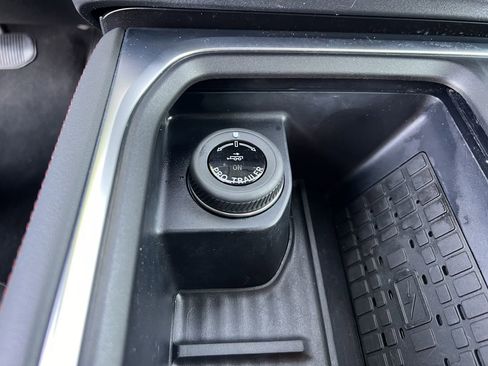 Certified 2025 Ford Expedition Active AWD/4WD image 20