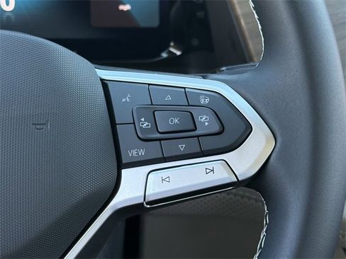 New 2026 Volkswagen Atlas SE image 13