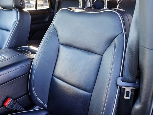 Used 2024 Chevrolet Tahoe Premier image 30