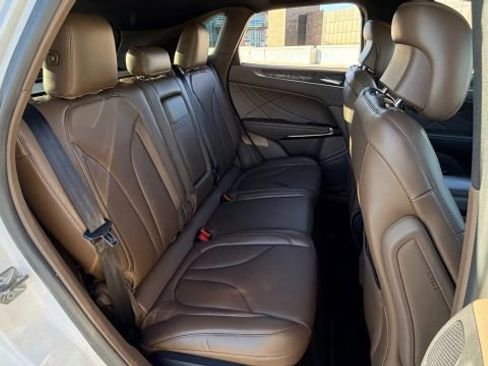 Used 2017 Lincoln MKC Reserve w/ Lincoln MKC Climate Package image 22