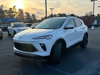 Used 2024 Buick Encore GX Sport Touring video 2