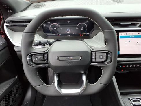 New 2026 Jeep Cherokee Laredo image 23