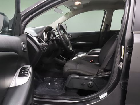 Used 2016 Dodge Journey SXT w/ Comfort/Convenience Group AWD/4WD image 11