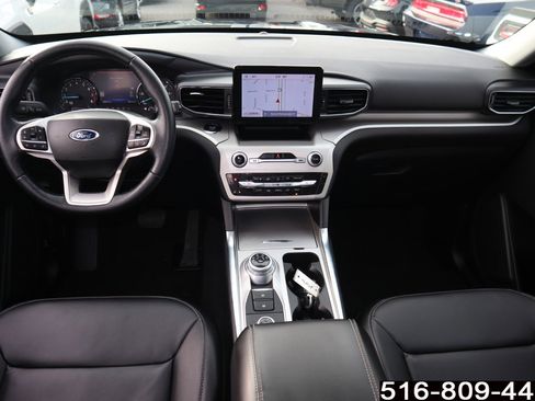 Used 2022 Ford Explorer XLT w/ Equipment Group 202A image 13