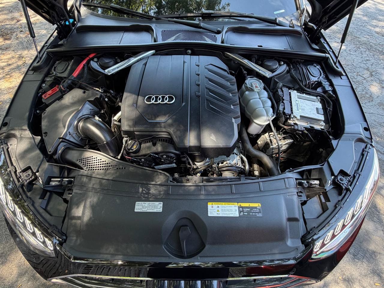 Used 2023 Audi A4 2.0T Premium w/ Convenience Package AWD/4WD image 8
