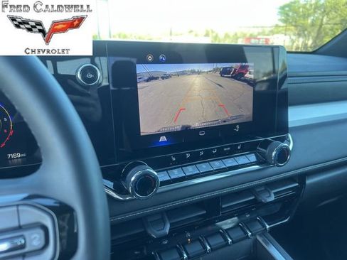 Used 2024 Chevrolet Colorado LT w/ LT Convenience Package III image 20