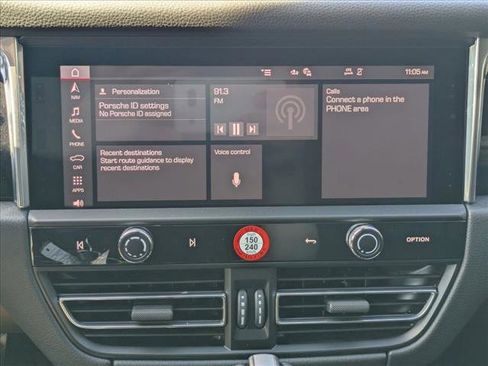 New 2026 Porsche Macan image 17