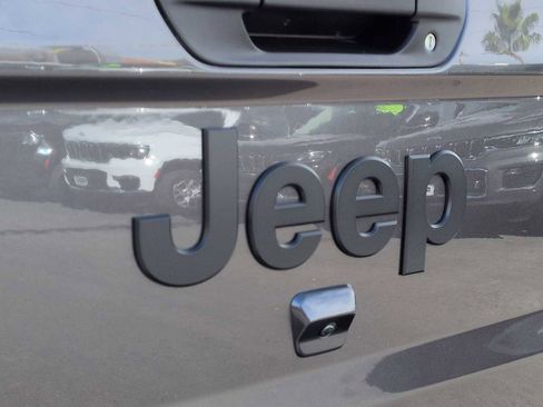 New 2026 Jeep Gladiator Sport image 12