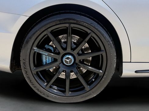Used 2016 Mercedes-Benz S 63 AMG 4MATIC Sedan image 13