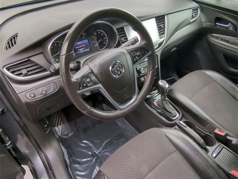 Used 2020 Buick Encore Preferred image 10