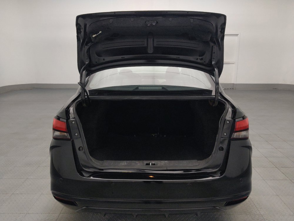Used 2021 Nissan Versa SV FWD image 29