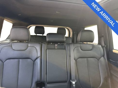 Used 2022 Jeep Grand Cherokee L Overland AWD/4WD image 14
