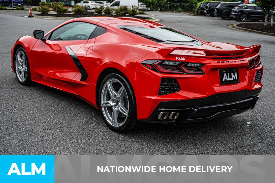 Used 2021 Chevrolet Corvette Stingray Preferred Cpe w/ Z51 Performance Package RWD image 4