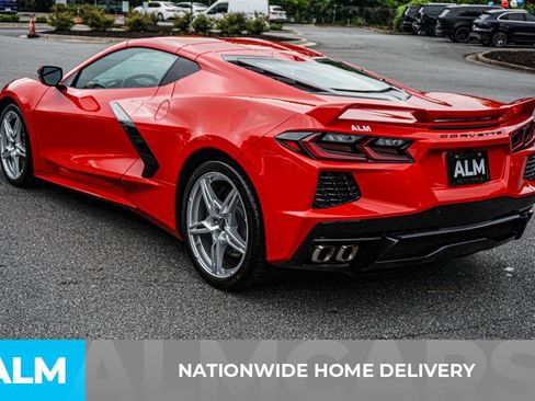 Used 2021 Chevrolet Corvette Stingray Preferred Cpe w/ Z51 Performance Package RWD image 4