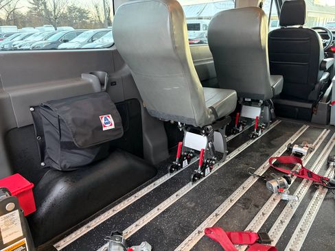 Used 2020 Ford Transit 150 XL image 30