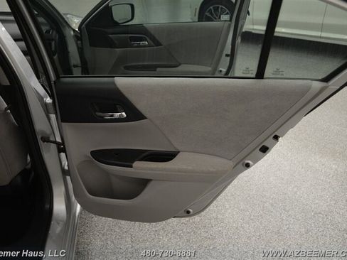 Used 2013 Honda Accord LX image 37