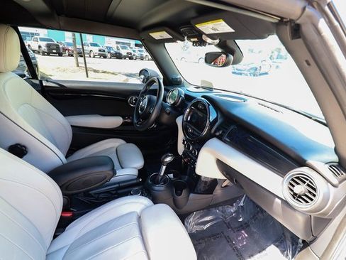 Used 2019 MINI Cooper S image 42