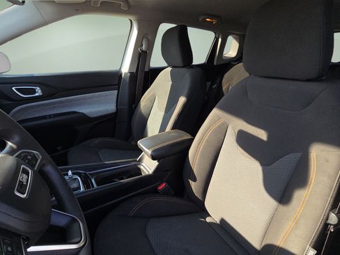 Used 2022 Jeep Compass Sport AWD/4WD image 25