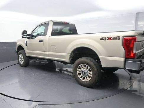 Used 2017 Ford F250 XLT w/ XLT Value Package AWD/4WD image 6