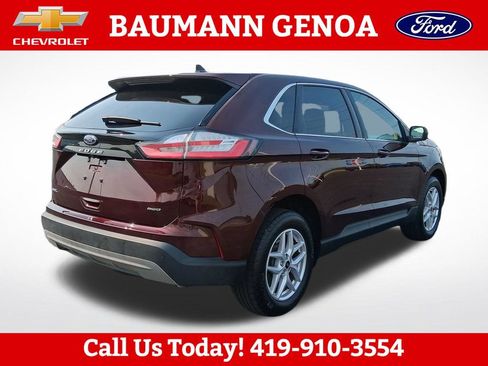 Used 2024 Ford Edge SEL w/ Convenience Package AWD/4WD image 6