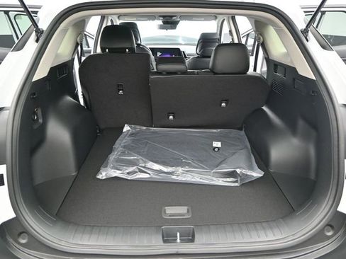 Used 2025 Kia Sportage EX image 13