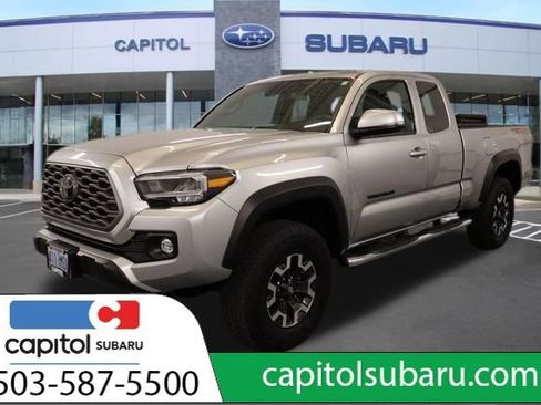 Used 2023 Toyota Tacoma TRD Off-Road w/ Black Out Package (TMS) AWD/4WD image 7